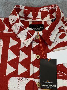 Quiksilver Waterman Collection Button Shirt Men's Small Red Leaf AOP Camp NWT
